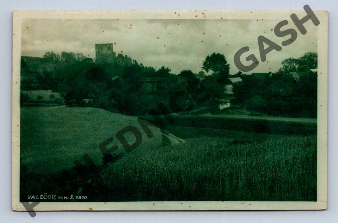 Pohlednice Valečov hrad 1930 odeslaná 1933 zn raz (M1813)