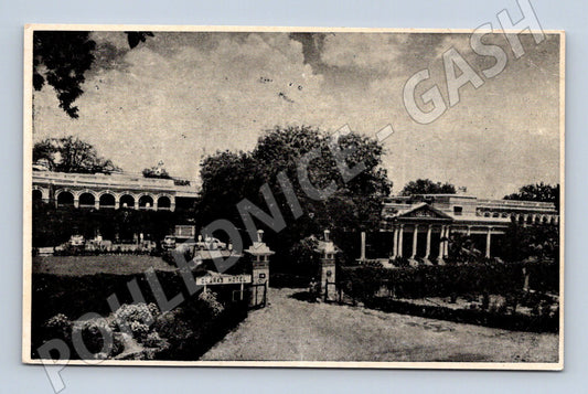 Pohlednice Varanasi Clarks Hotel Indie čb (M18249)