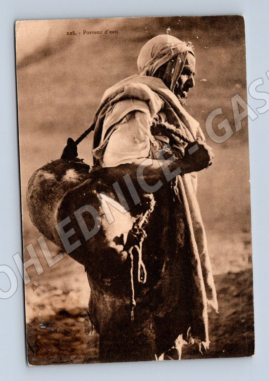 Pohlednice Tunis Porteur d eau etnografie (M18300)