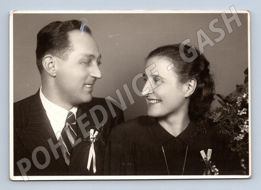 Pohlednice portrét dvojice 40 50 léta čb (M18335)