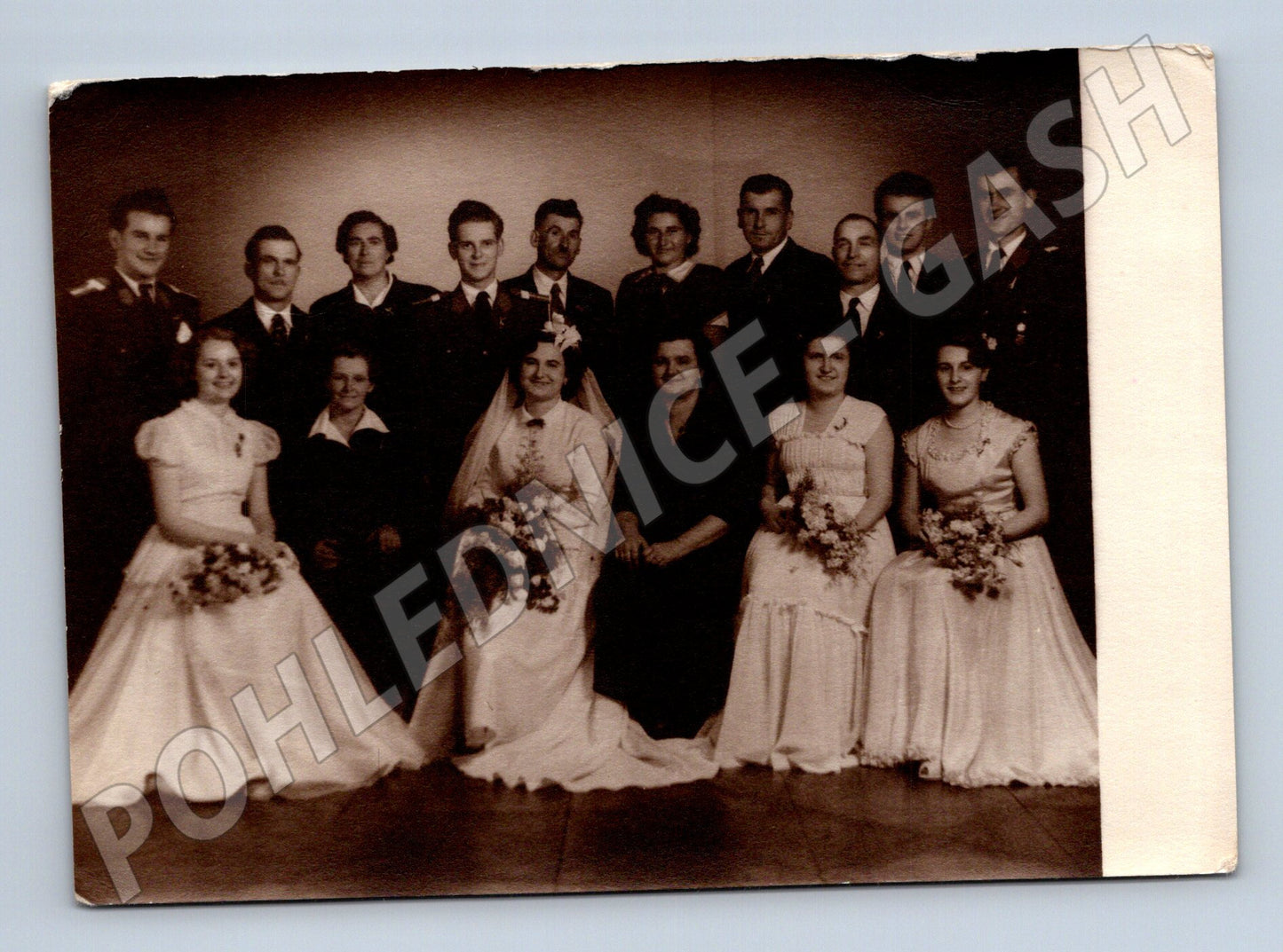 Pohlednice skupina osob cca 1950 (M18373)