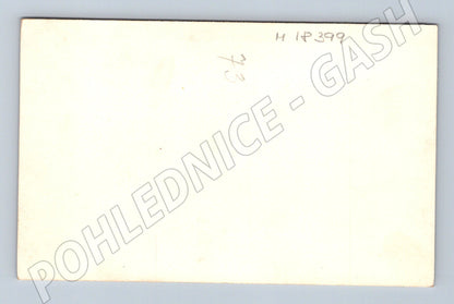 Pohlednice muž a dívka portrét čb (M18399)