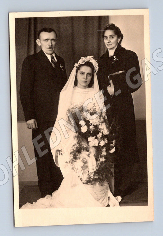 Pohlednice svatba 1947 48 Československo (M18400)