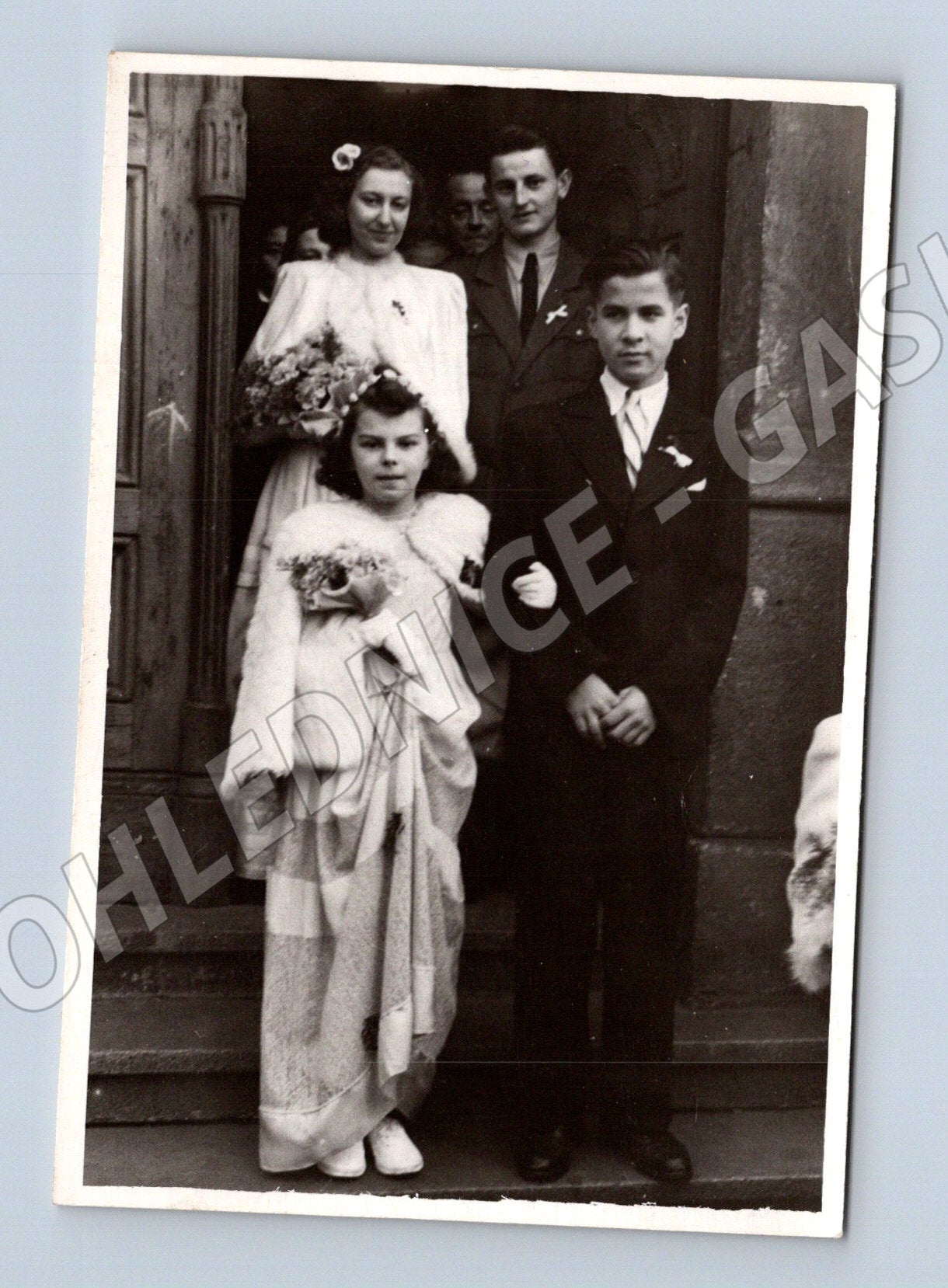 Pohlednice Plzeň svatební skupina do 1950 (M18405)