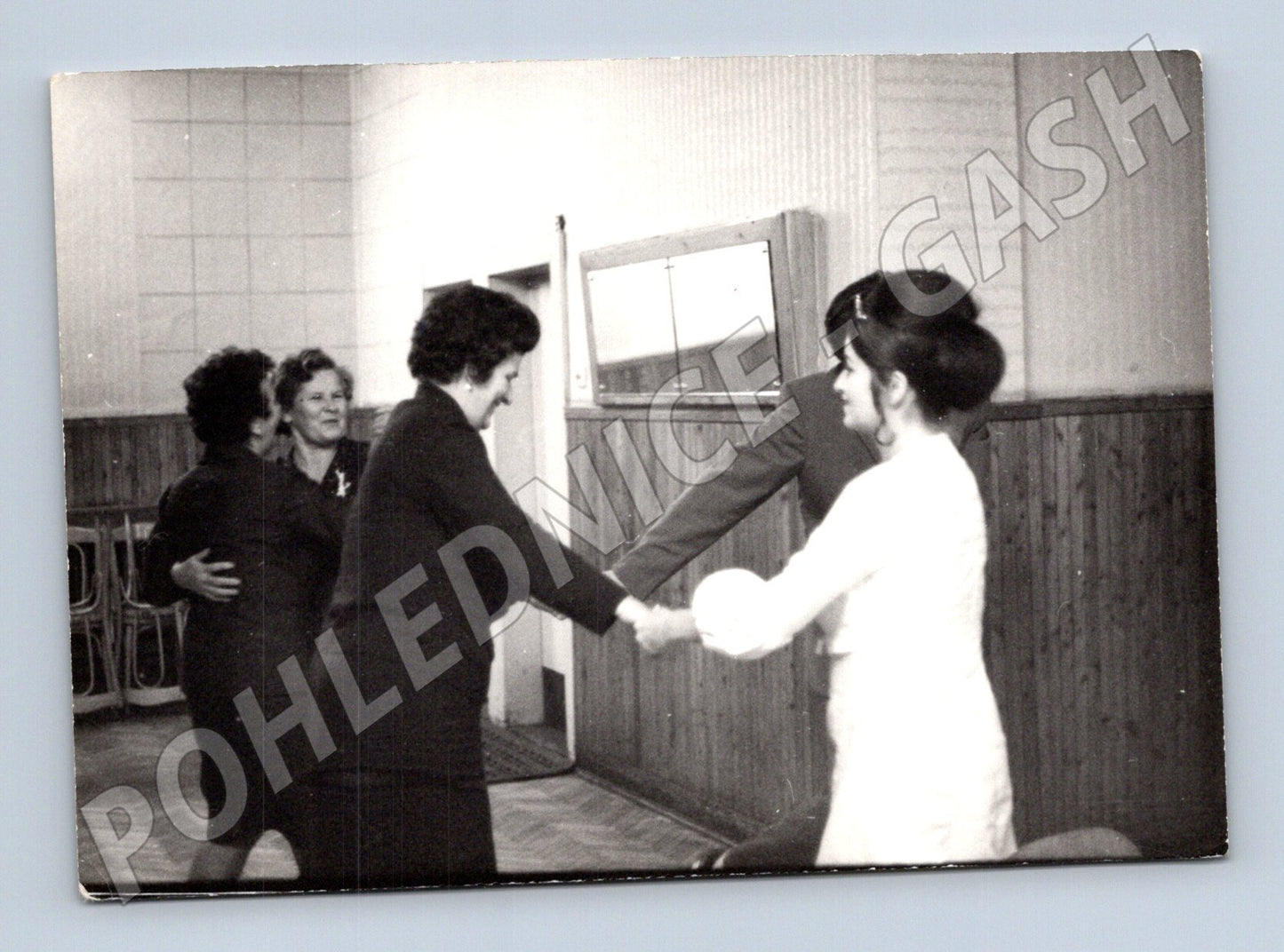 Pohlednice společenská událost tanec 60 70 (M18428)