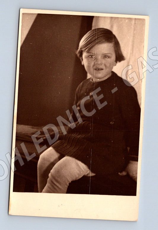 Pohlednice portrét dítěte čb (M18479)