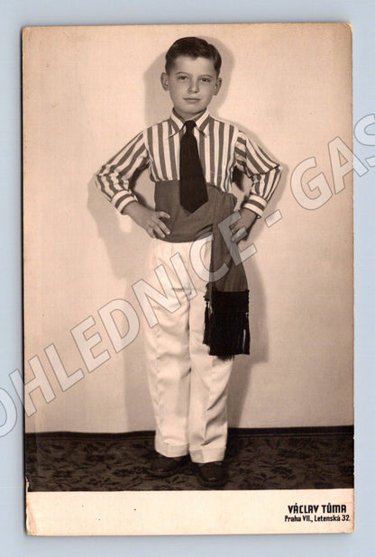 Pohlednice chlapec v kroji fotoateliér Václav Tůma (M18519)