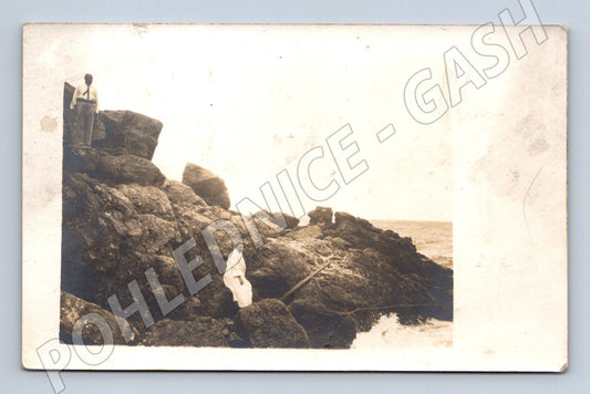Pohlednice Barbo 1912 lidé na skalách originál (M18548)