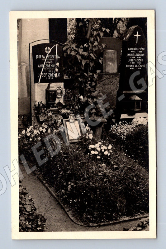 Pohlednice hřbitovní náhrobky ČR před 1950 (M18558)