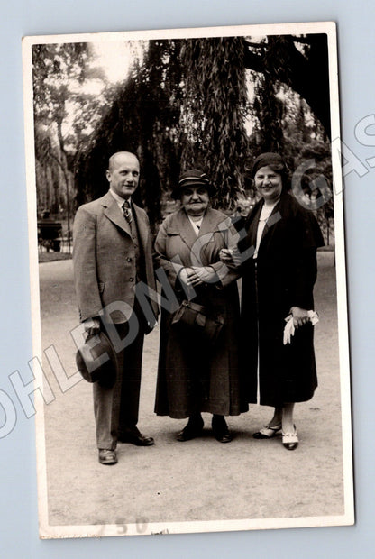 Pohlednice Poděbrady společenská scéna foto Věna (M18560)