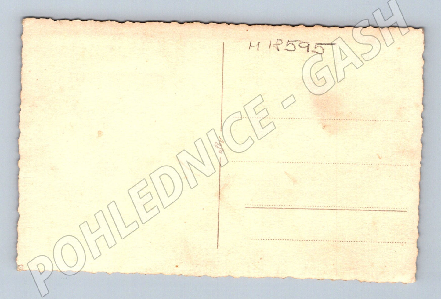 Pohlednice portrét mladé ženy černobílá 30 50 (M18595)