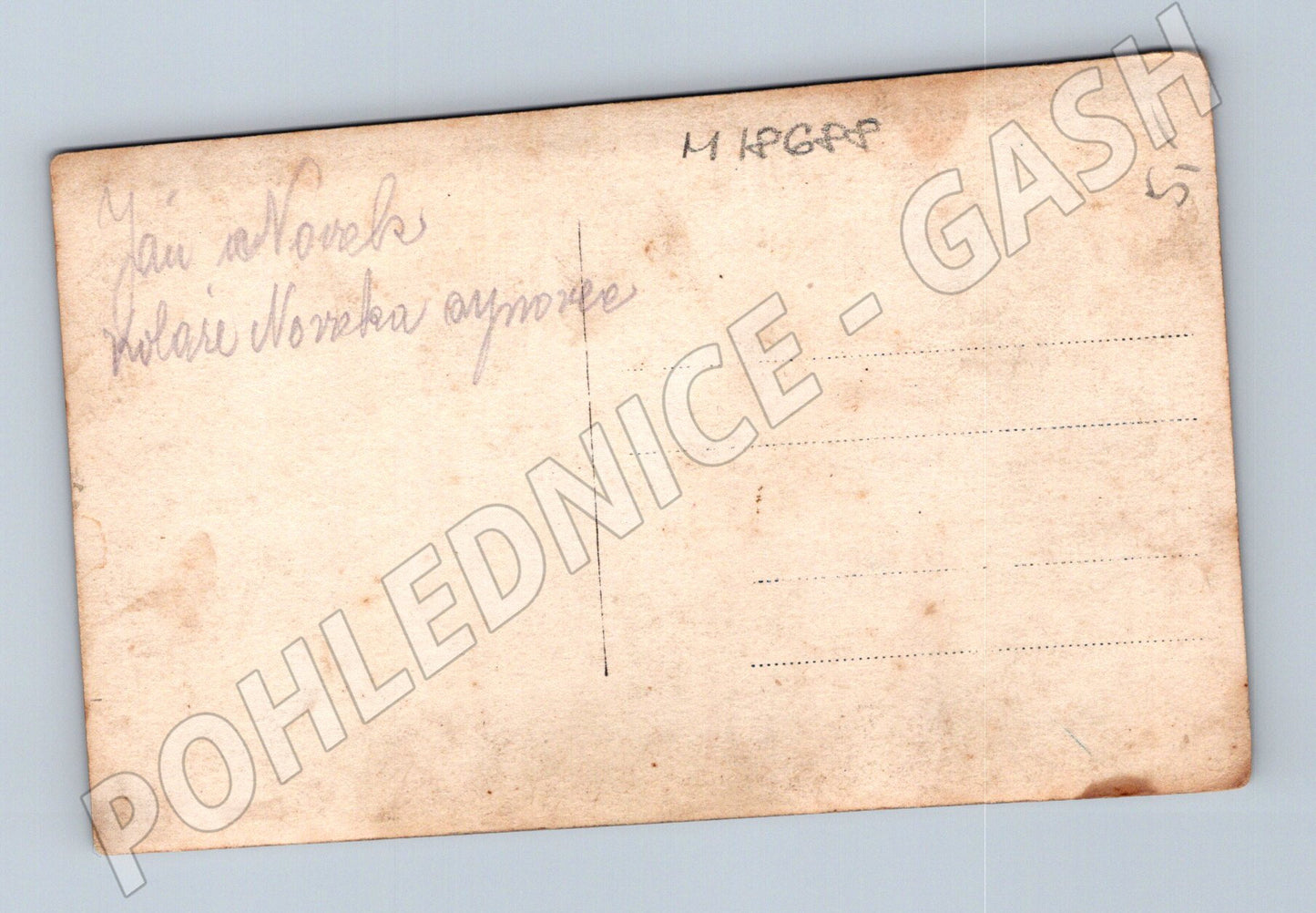 Pohlednice muž u plotu ČR do 1950 (M18688)