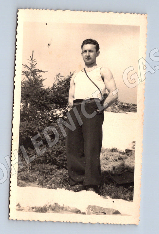 Pohlednice portrét muže černobílá 40 50 (M18698)