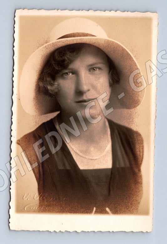 Pohlednice portrét ženy věnování 1932 (M18736)