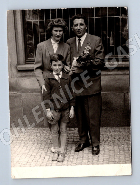 Pohlednice Praha rodinná scéna malý formát (M18743)