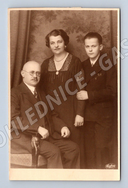 Pohlednice rodinný portrét 1 polovina 20 století (M18829)