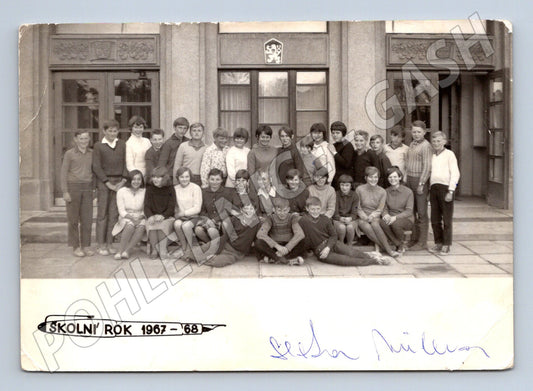Pohlednice školní 1967 68 podpisy třídy ČSSR (M18916)