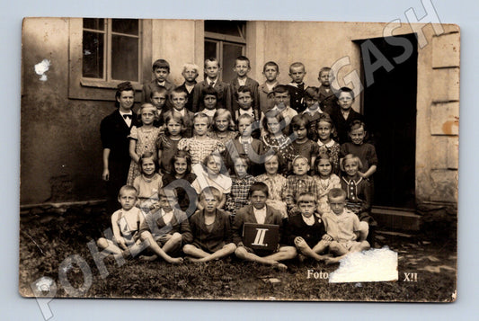 Pohlednice školní portrét II třída ČSR 1920 1930 (M18920)