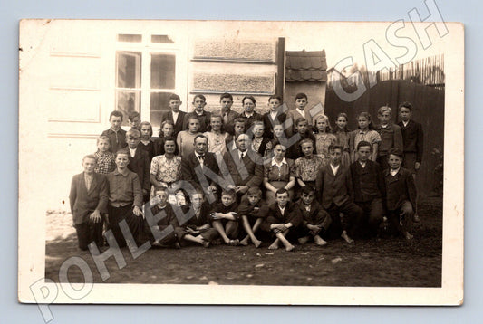 Pohlednice třída česká škola 1943 44 Brno seznam (M18935)