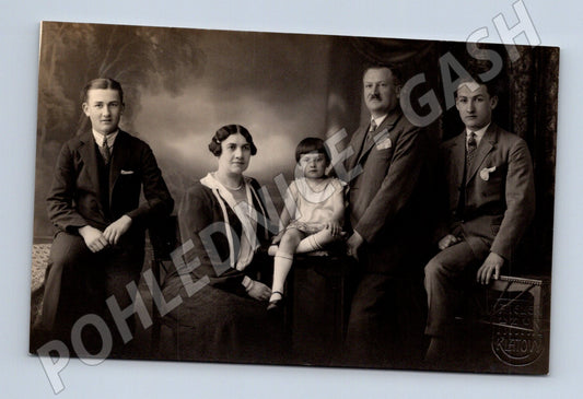 Pohlednice rodinný portrét Kletow 1920 1940 (M18951)