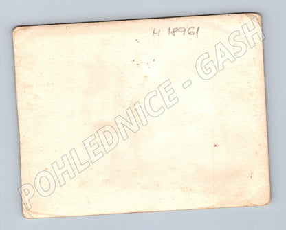 Pohlednice skupina mladých mužů černobílá (M18961)