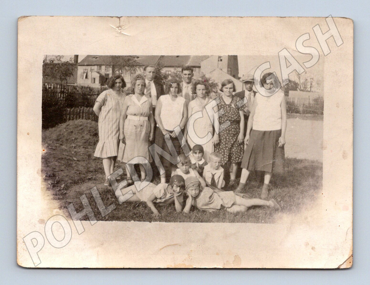 Pohlednice skupina na venkově ČSR 1 pol 20 stol (M18980)