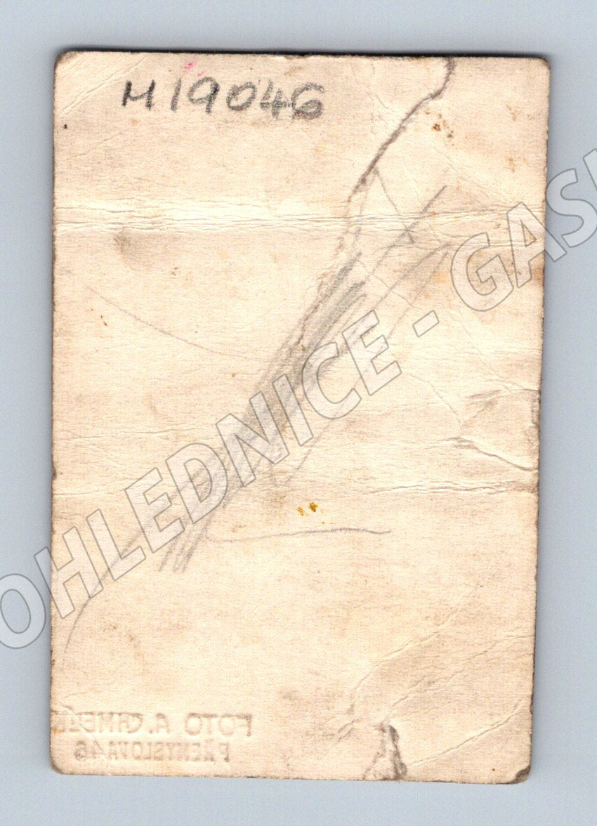 Pohlednice portrét ženy FOTO A CHMELA Přerov poškozená (M19046)