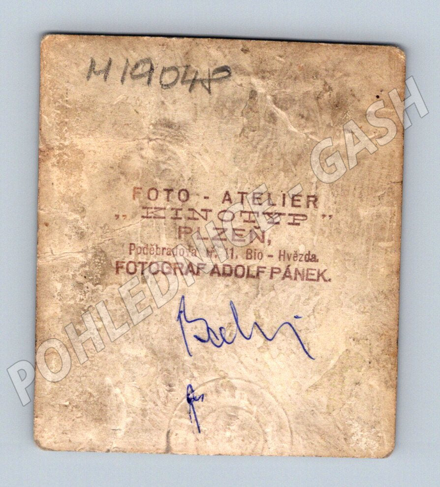 Pohlednice portrét ženy Plzeň Adolf Pánek 1930 40 (M19048)