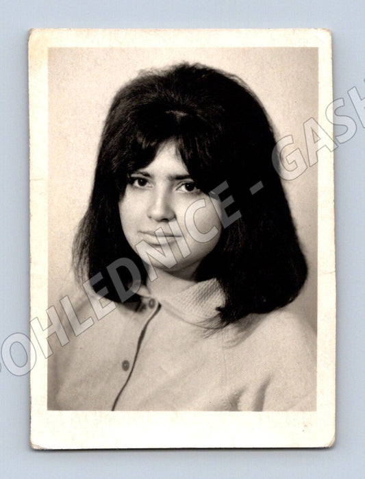 Pohlednice portrét mladé dívky věnování 1966 (M19049)