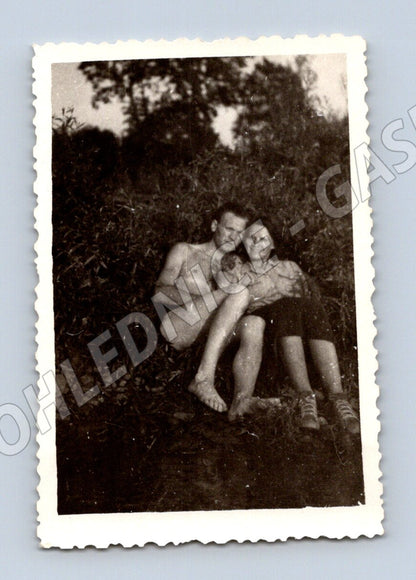 Pohlednice dvojice v přírodě čb menší formát (M19067)