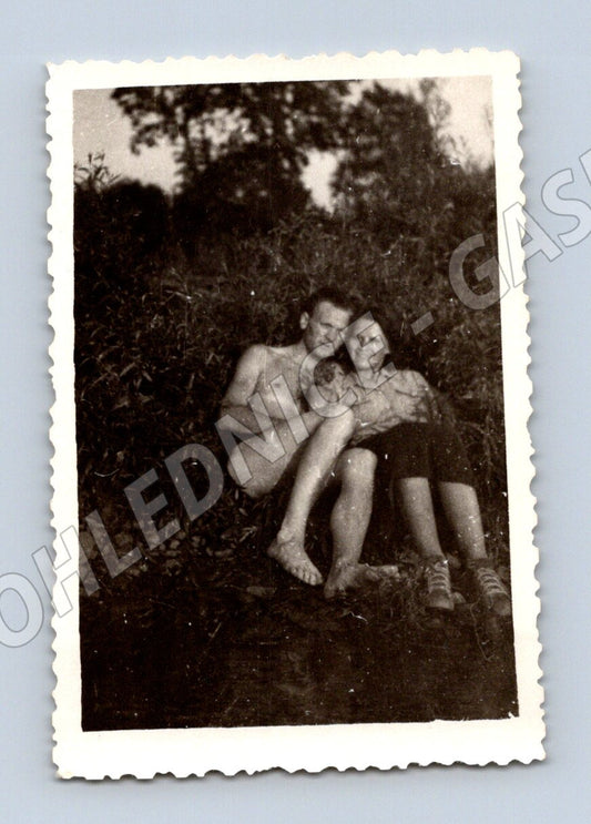 Pohlednice dvojice v přírodě čb menší formát (M19067)