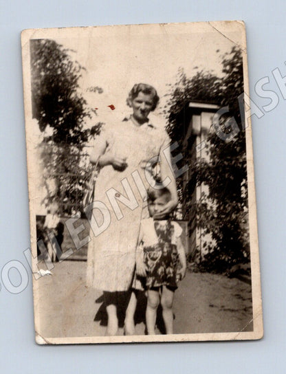 Pohlednice žena a dítě ČSR před 1950 (M19084)