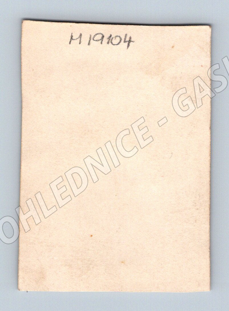 Pohlednice chlapec v tradičním oděvu etnografie (M19104)