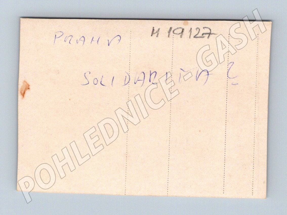Pohlednice Praha obchod ženy Solidarita malý formát (M19127)