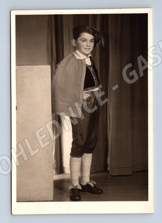 Pohlednice Dítě v lidovém kroji Říčany (M19577)