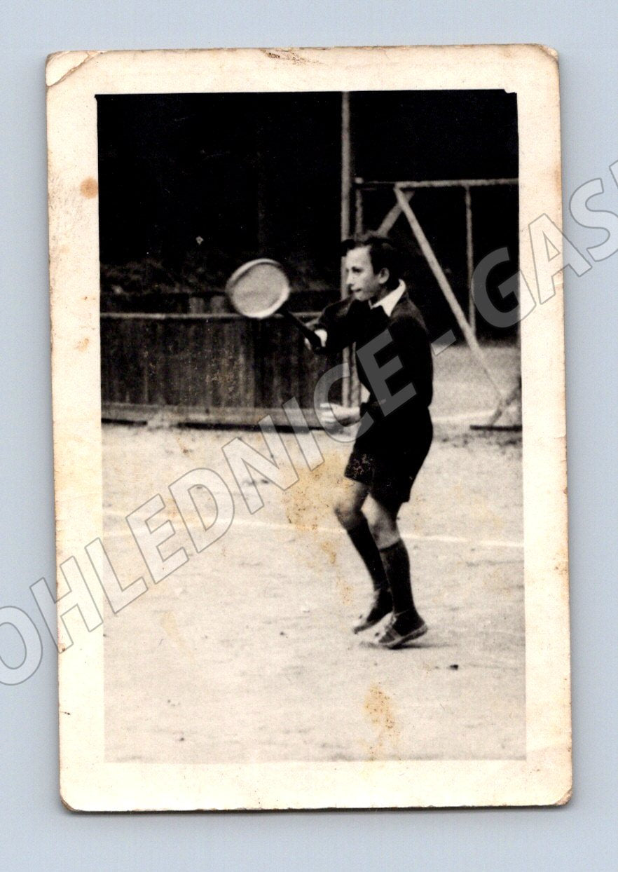 Pohlednice Tenista na kurtu sport vintage (M19600)