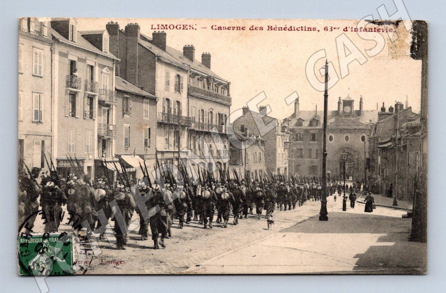 Pohlednice Limoges kasárna vojenský průvod Francie (M19622)