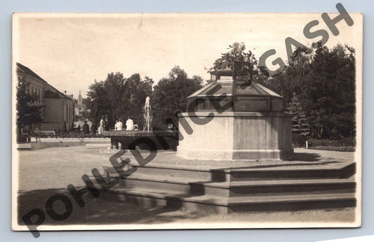 Pohlednice Františkovy Lázně fontána (M1977)