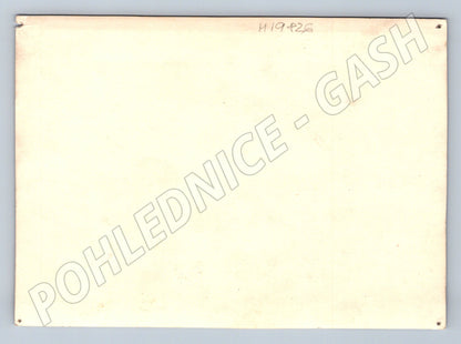 Pohlednice Portrét muže s brýlemi (M19826)