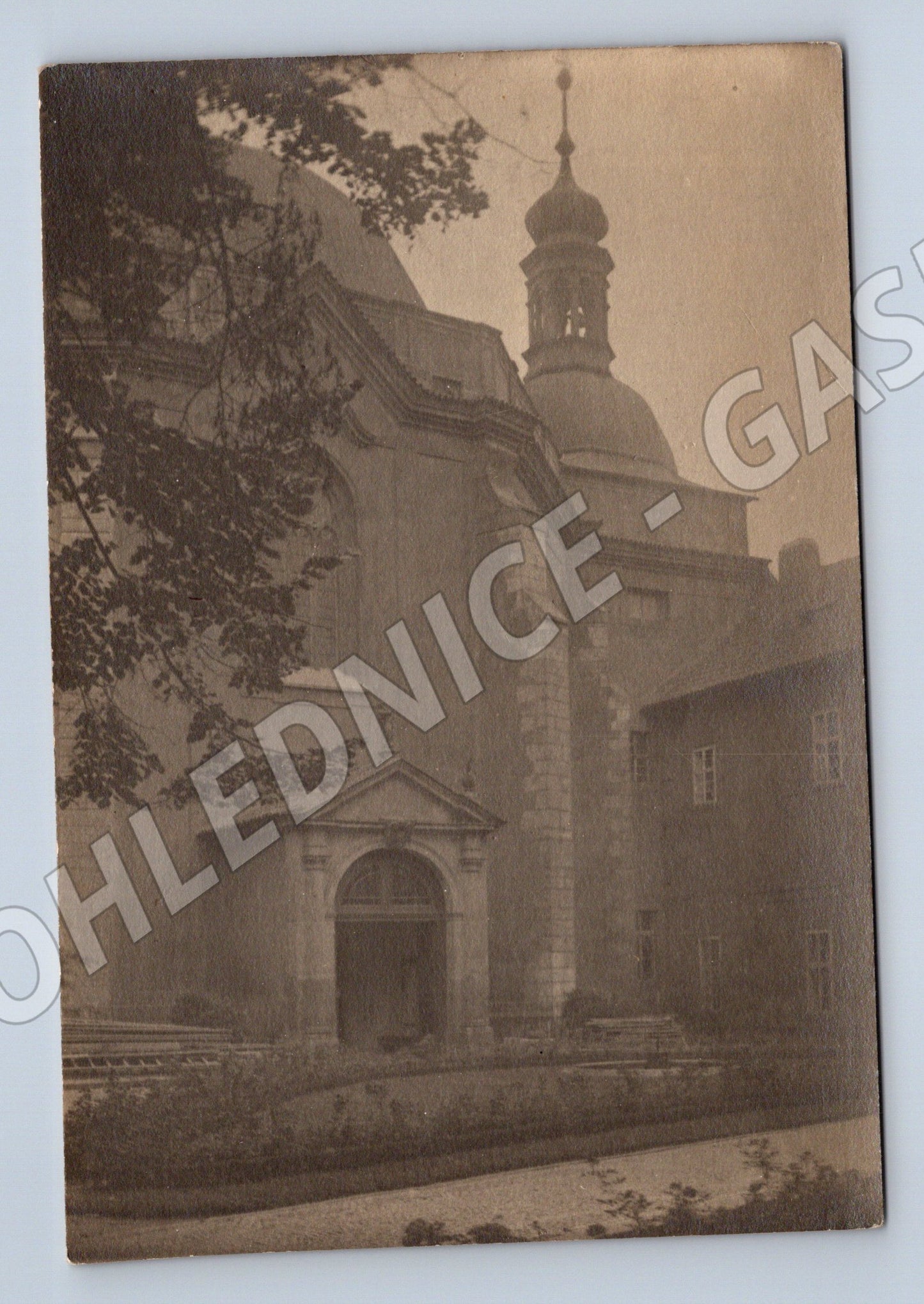 Pohlednice Starobylá pohlednice historický zámek čb čistá (M19884)