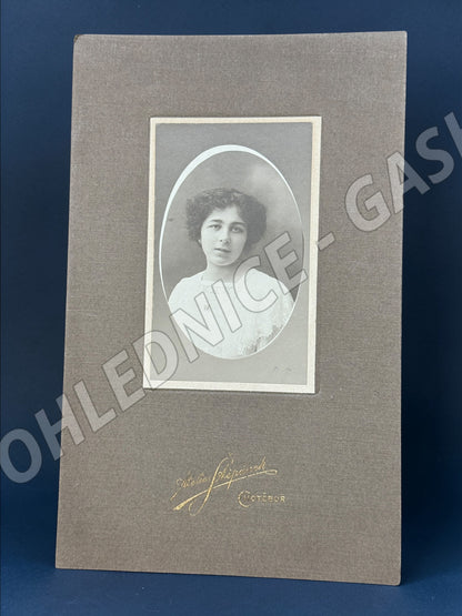 Stará fotografie Chotěboř portrét ženy 1910 (M19905)