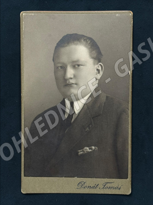 Stará fotografie Praha mužský portrét Donát Tomáš 1928 (M19921)