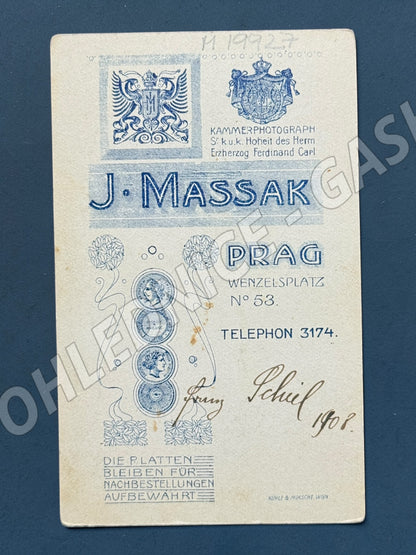 Stará fotografie Praha mladý muž ateliér J. Massak (M19927)
