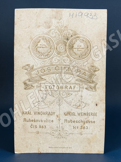 Fotografie Praha Vinohrady rodinný portrét ateliér Jos Cimera (M19933)