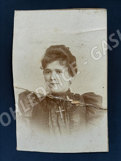 Stará fotografie Kostany u Teplic portrét ženy (M19948)