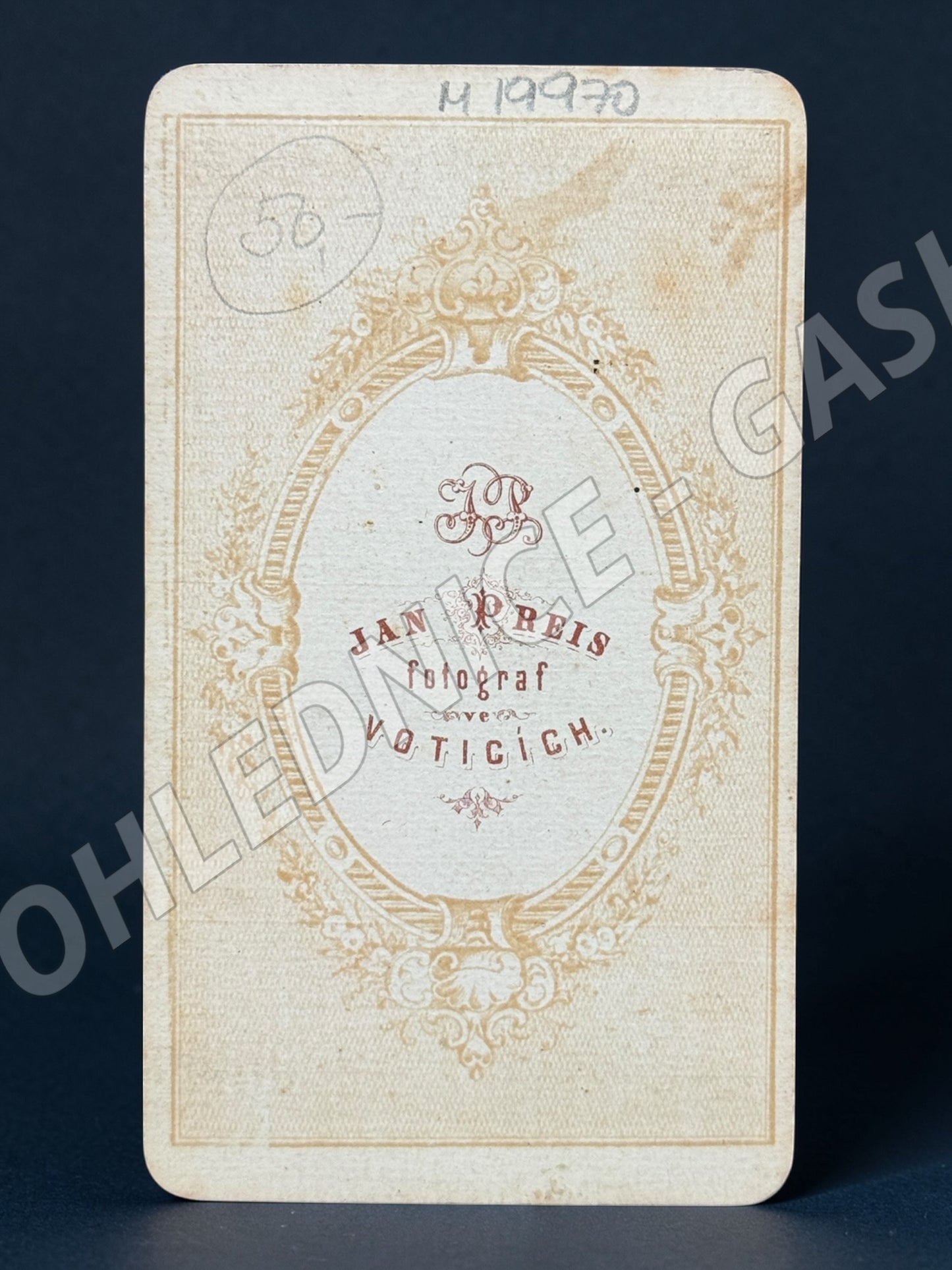 Stará fotografie Votice tři děti u stolu (M19970)