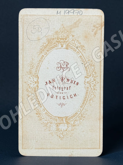 Stará fotografie Votice tři děti u stolu (M19970)