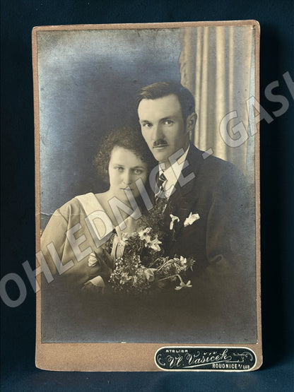 Stará fotografie Roudnice n/L svatební pár ateliér Vašíček (M19989)