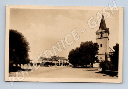 Pohlednice Koryčany náměstí kostel (M20279)