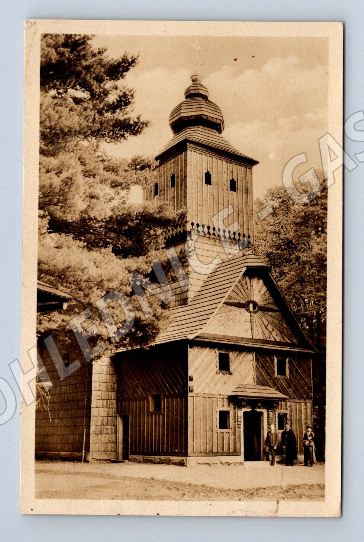 Pohlednice Rožnov Valašské muzeum dřevěný kostel (M20423)